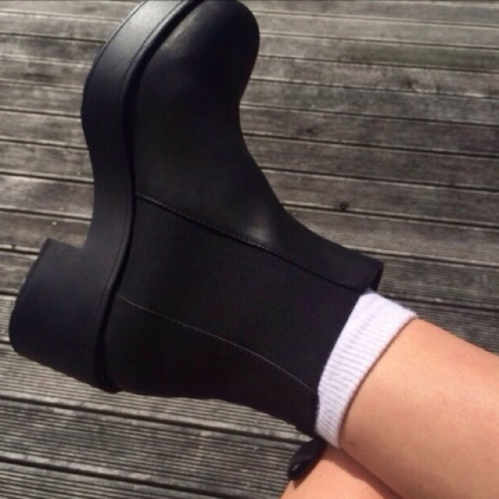 Steve Madden Chunky Black Chelsea Boot